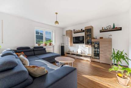 Charmante Maisonette-Eigentumswohnung mit Gartenanteil und Kachelofen! - Regen