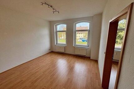Wohnen mitten im Grünen! Lichtdurchflutete 2-Zimmer-Wohnung mit großem Balkon! - Magdeburg Beyendorf-Sohlen