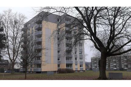 Vulkanstraße 242 - frisch renovierte 3 ZKB Wohnung im 1.OG zu vermieten - Krefeld Fischeln