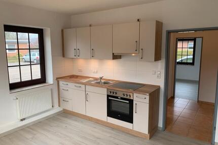 Helle 2-Zimmer Erdgeschoss-Wohnung mit EBK auf 60qm - Großefehn