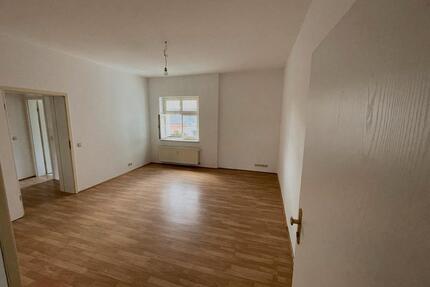 Wohnung im Mietshaus. - 565,00&nbsp;EUR Kaltmiete, ca.&nbsp; 49,50&nbsp;m&sup2; in Luckau (PLZ: 15926)