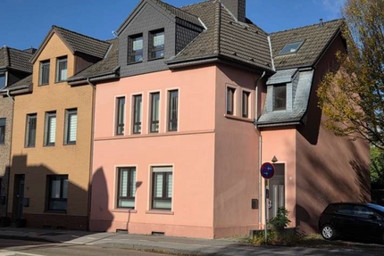 Haus zum Kaufen in Kohlscheid 399.000,00 € 192 m²