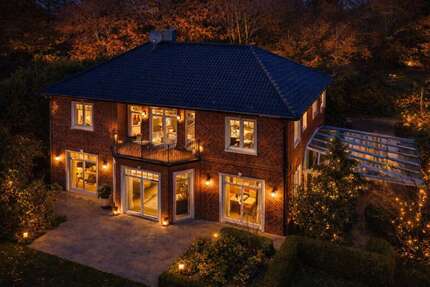 Haus zum Kaufen in Hamburg 3.695.000,00 € 288 m²