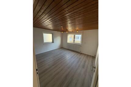110 qm Erdgeschoss Wohnung - 950,00&nbsp;EUR Kaltmiete, ca.&nbsp; 110,00&nbsp;m&sup2; in Bopfingen (PLZ: 73441)