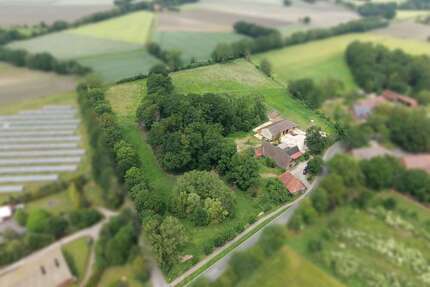 Haus zum Kaufen in Warmsen 299.000,00 € 300 m²