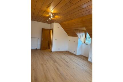 Renovierte 3-Zimmer Wohnung - 800,00&nbsp;EUR Kaltmiete, ca.&nbsp; 100,00&nbsp;m&sup2; in Wertingen (PLZ: 86637)