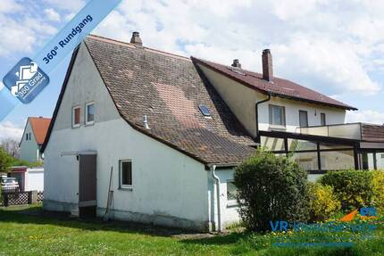 Eigennutzung oder Vermietung - Doppelhaushälfte mit Ausbau- und Entwicklungspotential! - Bad Windsheim