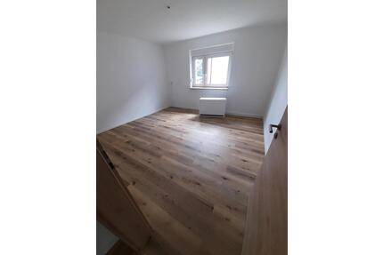 3-Zi-Whg in Lif-Schney, Küche, Bad, EG, 60 qm - Lichtenfels
