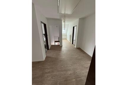 3 ZKB Wohnung,Zentral,Renoviert,Teilsaniert,am Wald,Ruhig - Südbrookmerland