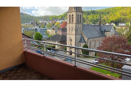 Zimmer-Wohnung mit Loggia & Schlossblick in Hohenlim - Hagen Hohenlimburg