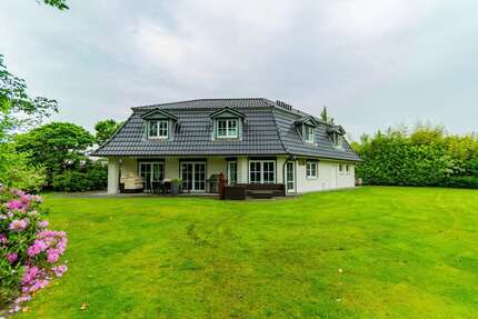 Haus zum Kaufen in Pinneberg 1.299.000,00 € 232 m²