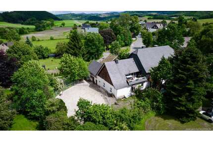 Haus zum Kaufen in Meschede Visbeck 590.000,00 € 355.13 m² - Meschede / Visbeck