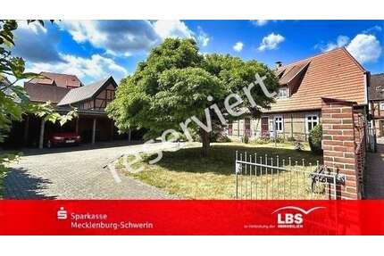 Haus zum Kaufen in Neustadt-Glewe 469.000,00 € 247 m²