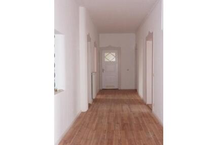 helle 6-Zimmer-Wohnung in charmatem Altbau - Nürnberg Kleinweidenmühle