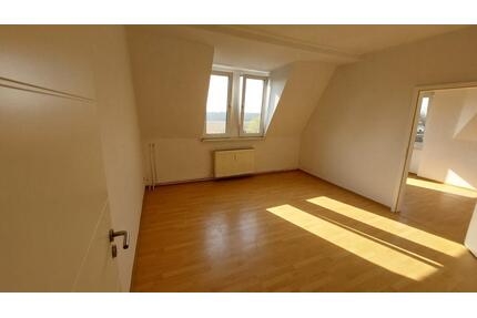 2-Raum Wohnung in Halle - Karl-Meißner-Str. 18 - Halle (Saale) Silberhöhe