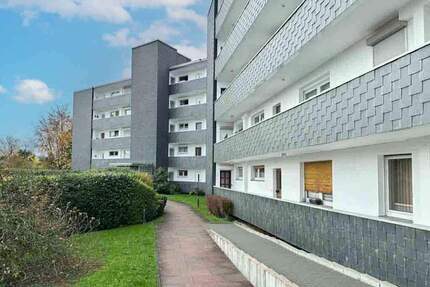 Raum für Alltag & Ideen: 3-Zi.-Erdgeschosswohnung mit großem, überdachtem Balkon - Heiligenhaus Mitte