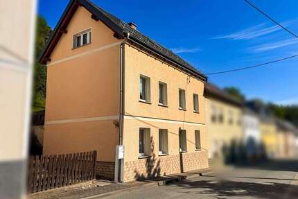 Haus zum Kaufen in Greiz 80.000,00 € 78 m²