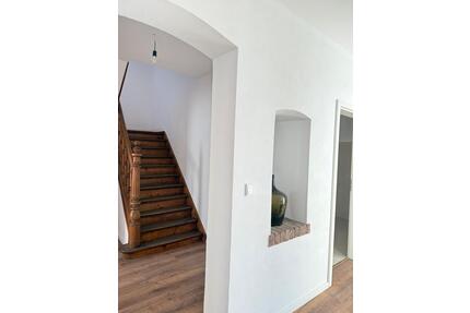 Haus in Dransdorf zur Miete - 2.000,00&nbsp;EUR Kaltmiete, ca.&nbsp; 153,00&nbsp;m&sup2; in Bonn (PLZ: 53129) Dottendorf