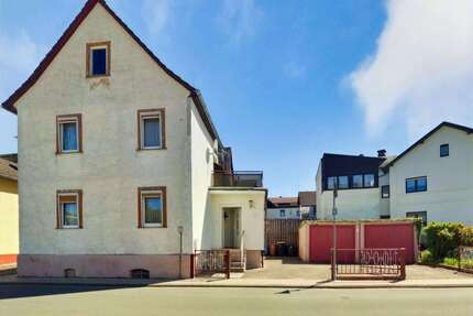 Haus zum Kaufen in Solms 150.000,00 € 127.11 m²