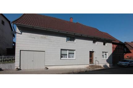 Wohnhaus Einfamilienhaus - 165.000,00&nbsp;EUR Kaufpreis, ca.&nbsp; 180,00&nbsp;m&sup2; in Dassel (PLZ: 37586)