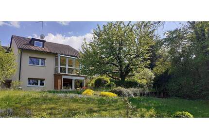 TOP-Aussichtslage! Freistehendes EFH mit großem Garten - Winterbach Engelberg