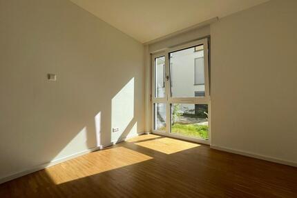 3 Zimmer Wohnung mit Terrasse! - 950,00&nbsp;EUR Kaltmiete, ca.&nbsp; 75,17&nbsp;m&sup2; in Bad Friedrichshall (PLZ: 74177)