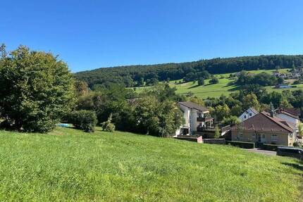 ***Baulücke! Grundstück in Südlage, direkt in Bad König***