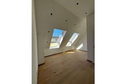 Wohnung zum Mieten in Weilheim 450,00 € 23.14 m²