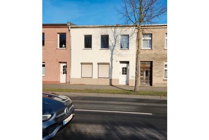 Wohnhaus mit Garten in Demmin - 68.000,00&nbsp;EUR Kaufpreis, ca.&nbsp; 87,00&nbsp;m&sup2; in Demmin (PLZ: 17109)