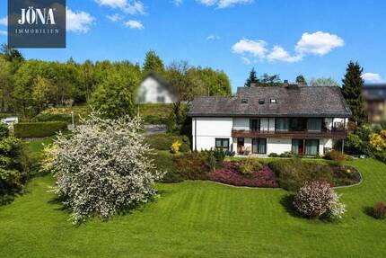 Einmaliger Weitblick & offene Architektur Wohnhaus mit Doppelgarage und vollausgestatteter Einliegerwohnung - Grafengehaig