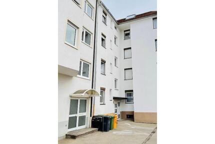 2 Zimmer Wohnung vermietet in Pfersee gut für Kapitalanleger - Augsburg Hochzoll