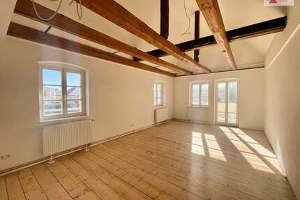 Wohnung zum Mieten in Dippoldiswalde 698,28 € 63.48 m²