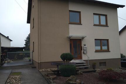 Vermiete 2 ZKB in ruhiger Lage - 500,00&nbsp;EUR Kaltmiete, ca.&nbsp; 67,00&nbsp;m&sup2; in Schiffweiler (PLZ: 66578)