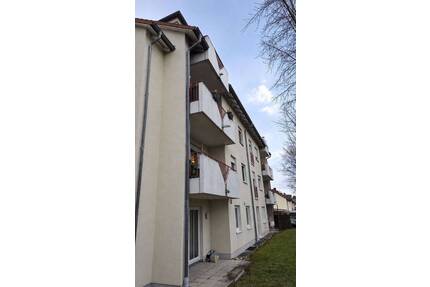 Helle 3-Zimmer-Dachgeschosswohnung mit Balkon und Weitblick in Kitzingen