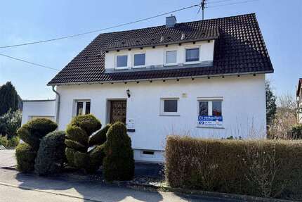 Haus zum Kaufen in Allmersbach im Tal 459.000,00 € 136 m²