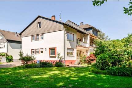 Haus zum Kaufen in Leverkusen 550.000,00 € 146.35 m²