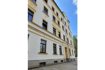 Bernsdorf * Lichtdurchflutete 2 Zimmer * Frei - Chemnitz