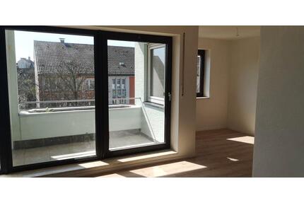 Helle großräumige 2 Zi-Wohnung mit Balkon - Buchloe