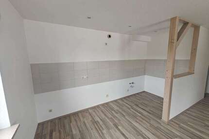 Wohnung zum Mieten in Rodewisch 550,00 € 129.95 m²