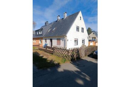 Doppelhaushälfte ca. 80qm 707qm Grundstück von Privat - Helmbrechts