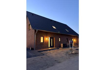 DHH Neubau zur Miete in Leese - Energiebedarf A+ - Erstbezug