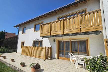 Großzügiges Reiheneckhaus in Teising - gepflegt und modernisiert