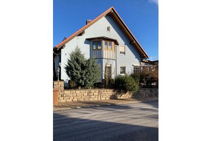 EFH mit Einliegerwohnung, Garage und GartenVB od. Mietkauf - Giebelstadt