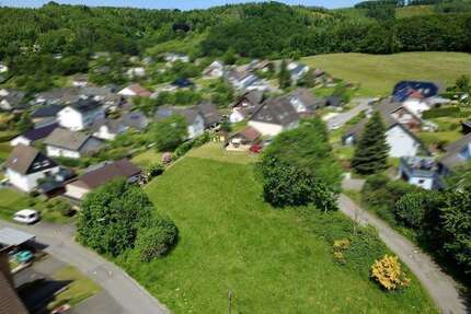 Grundstück zu verkaufen in Bergneustadt 150.000,00 € 1429 m²
