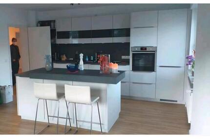 Moderne, lichtdurchflutete, 3 Zimmer Wohnung in Bonn Kessenich