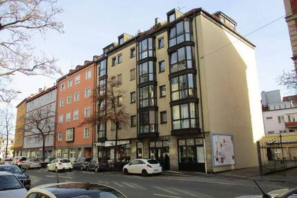 Schöne 3- Zi.- Wohnung in zentraler Lage, Plärrer - DATEV - Nürnberg Gostenhof