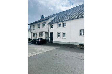 Großzügiges Einfamilienhaus in ruhiger Lage von Brilon