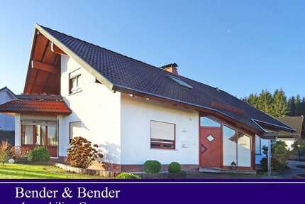 Haus zum Mieten in Langenhahn 1.400,00 € 172 m²