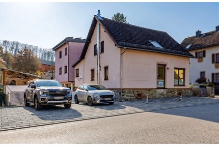Eppstein-OT, 1-2 Familienhaus - 690.000,00&nbsp;EUR Kaufpreis, ca.&nbsp; 284,00&nbsp;m&sup2;&nbsp;Wohnfl&auml;che in Eppstein (PLZ: 65817) Vockenhausen