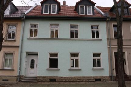 Attraktives Mehrfamilien-Reihenhaus im Zentrum Bernburg (Saale)